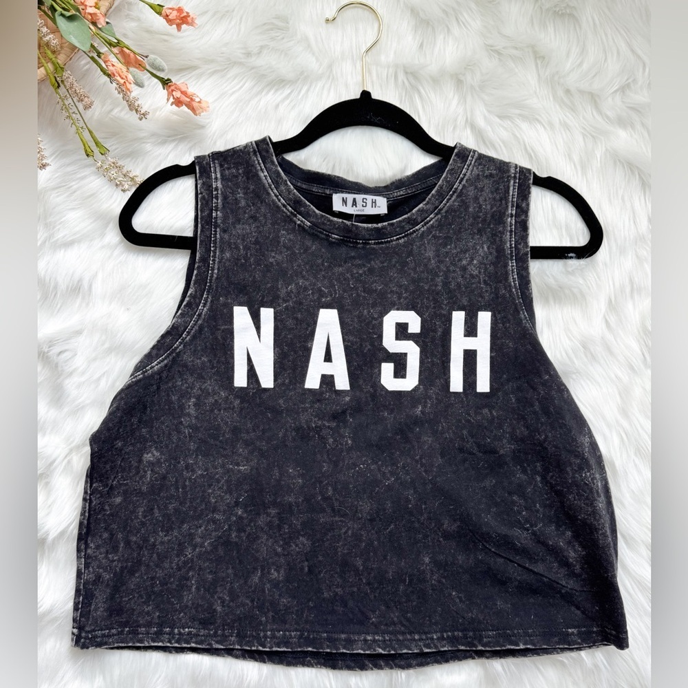 Nash | Tank Top NWT large